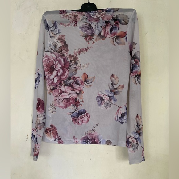Floral mesh top - Picture 4 of 5